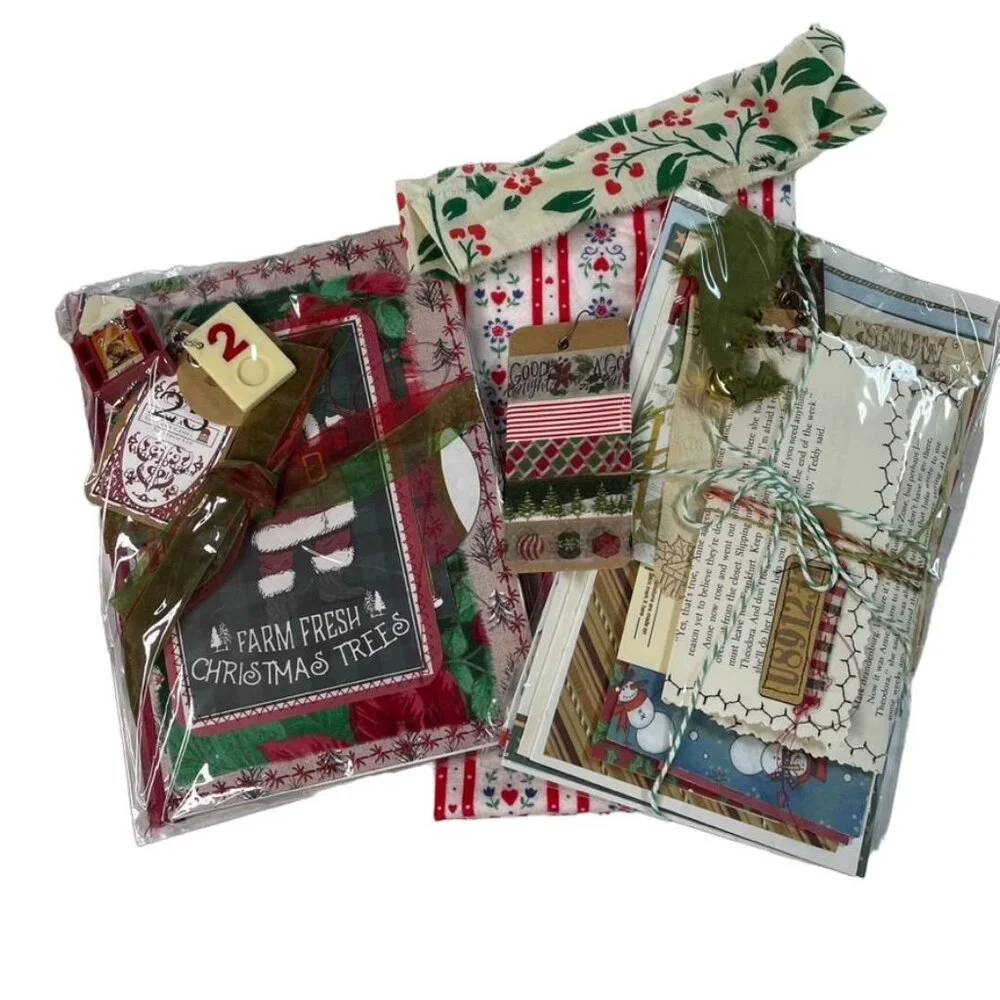 Christmas Junk Journal Includes Charm u Washi Fabric Wrap Tons Ephemera Handmad - Picture 1 of 16